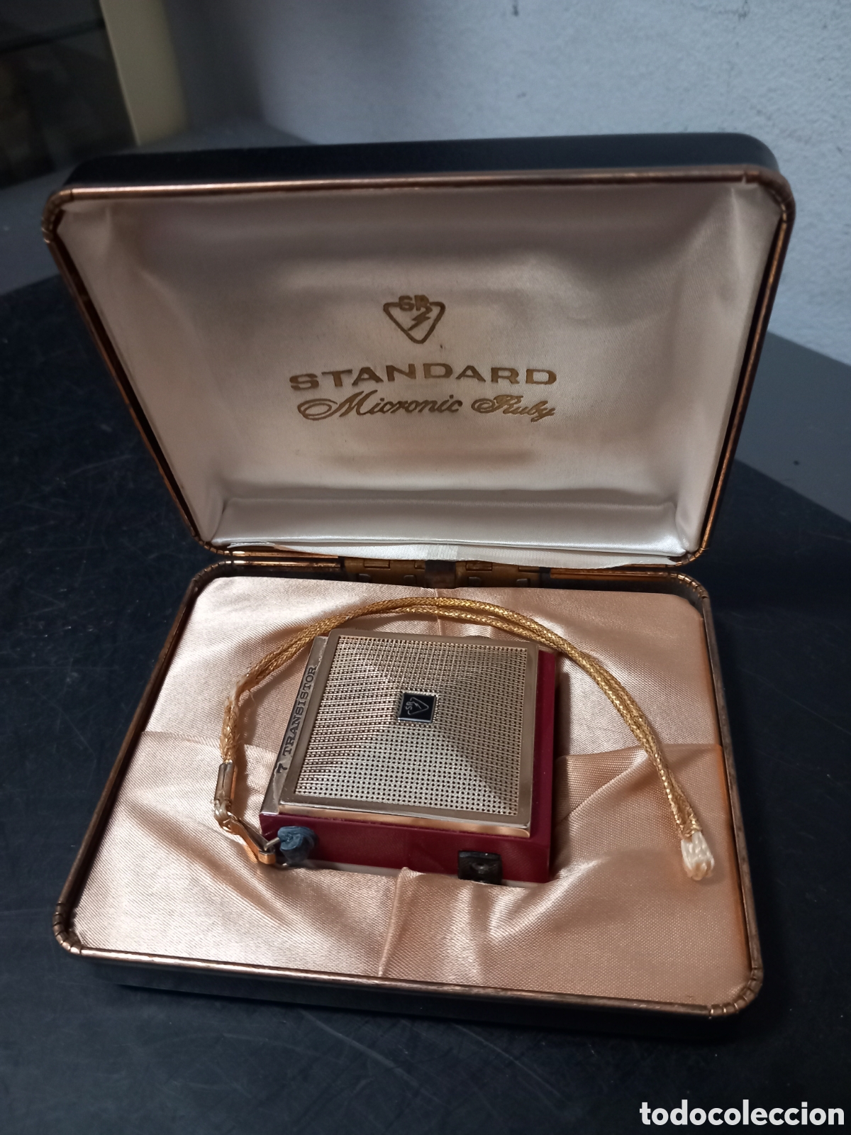 R&aacute;dios antigos: ANTIGUO TRANSISTOR RADIO STANDARD MICRONIC RUBY EN CAJA ORIGINAL