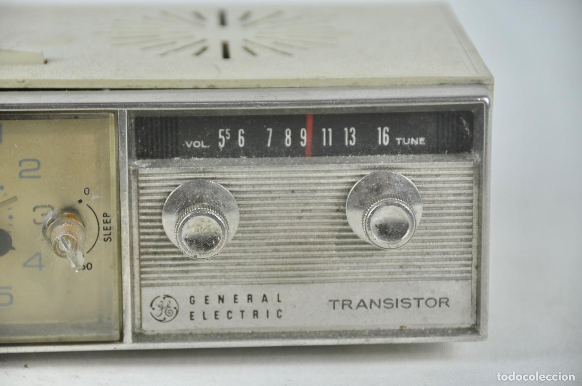 Radios antiguas: Radio despertador General Electric - Foto 2