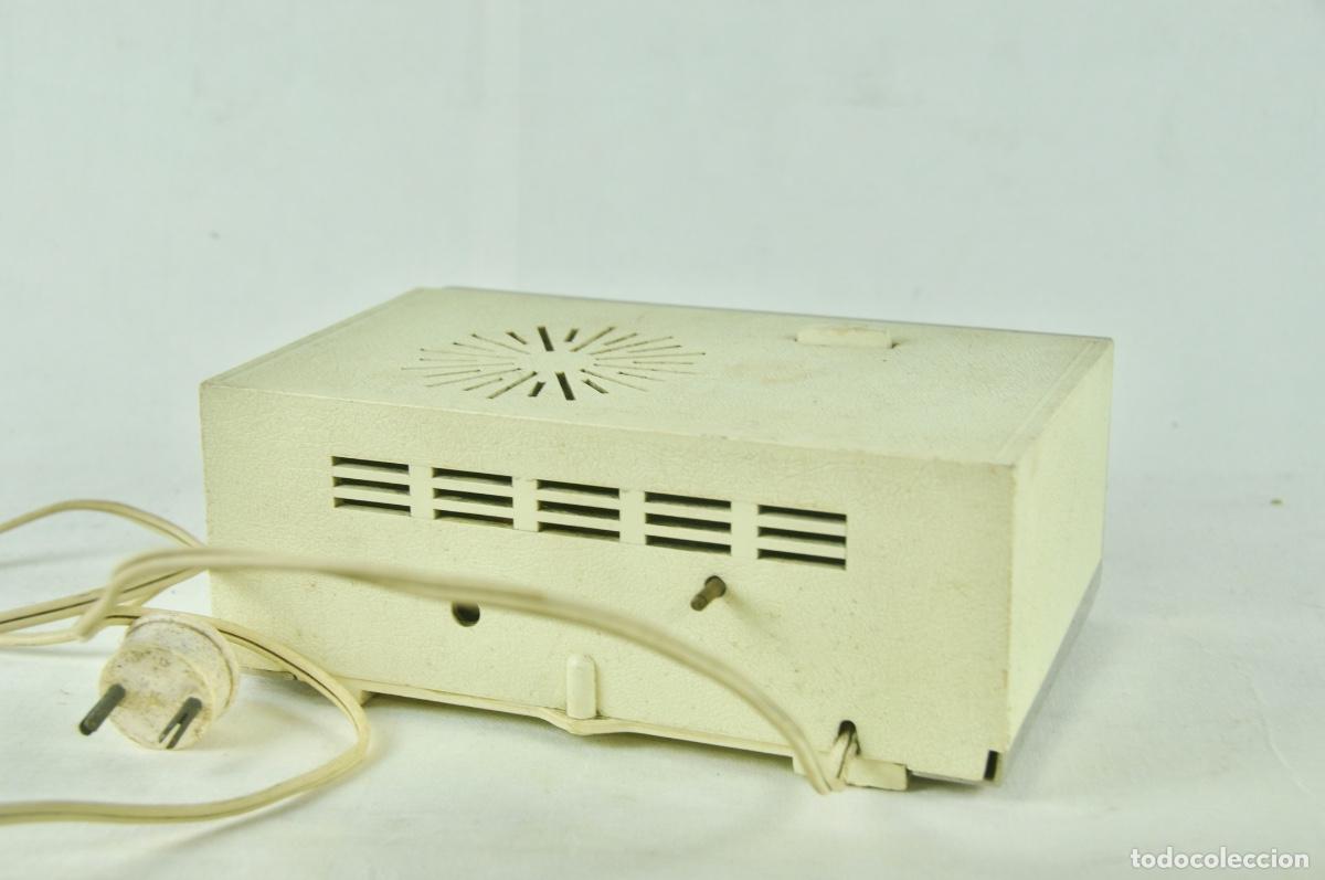 Radios antiguas: Radio despertador General Electric - Foto 7