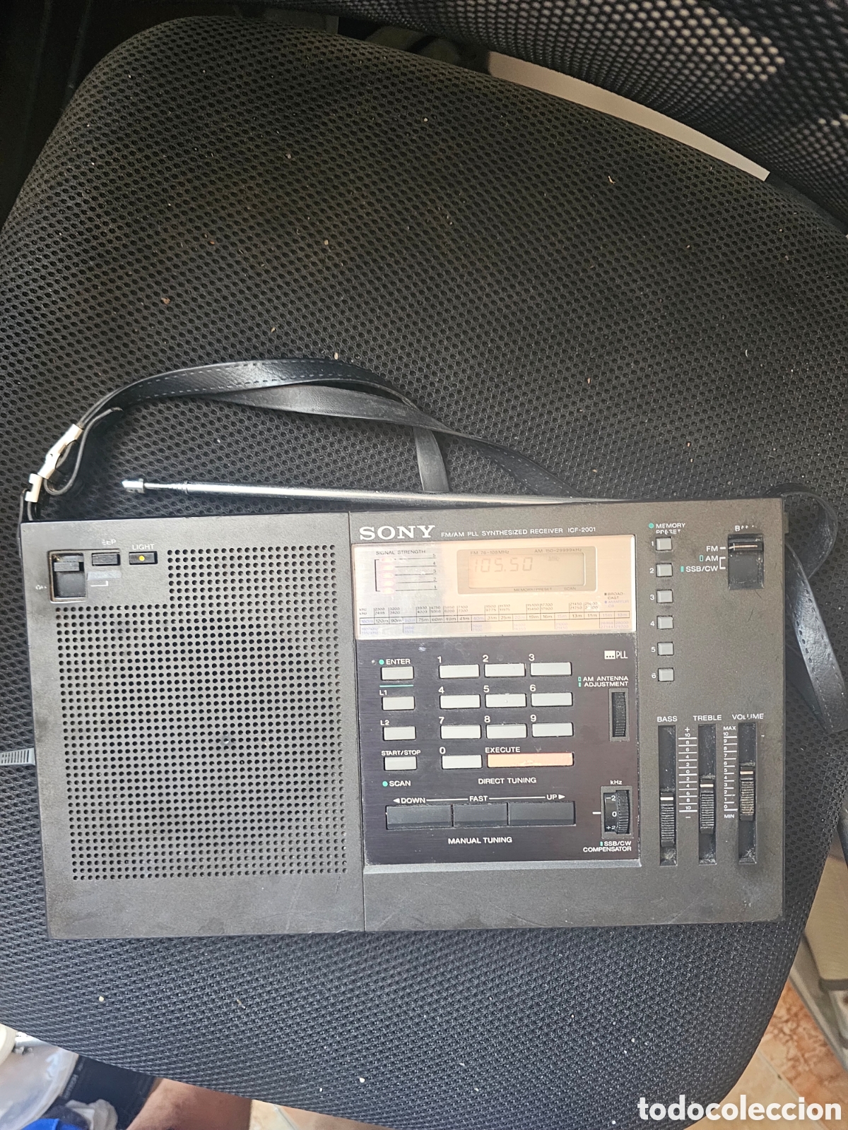 Radios antiguas: Radio Sony icf 2001 (leer Descripci&oacute;n)
