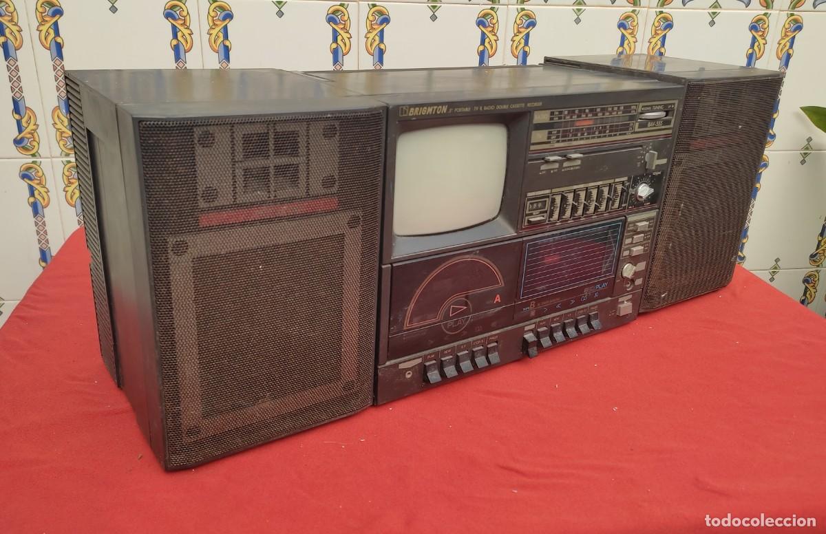 Old radios: Brigmton Portable TV&Radio Double Cassette Recorder - BAV-555