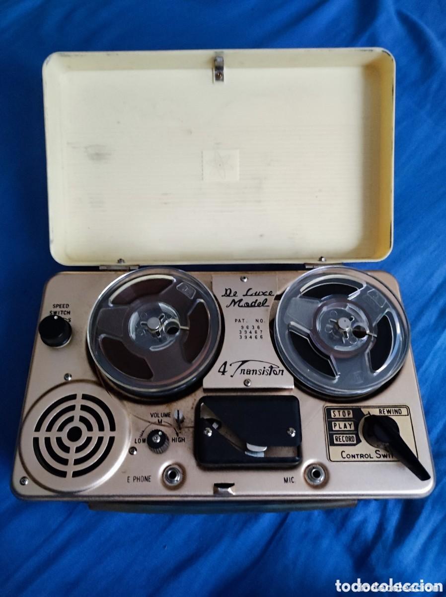 Radios antiguas: Magnetofono portatil Honeytone 4 transistor de luxe model