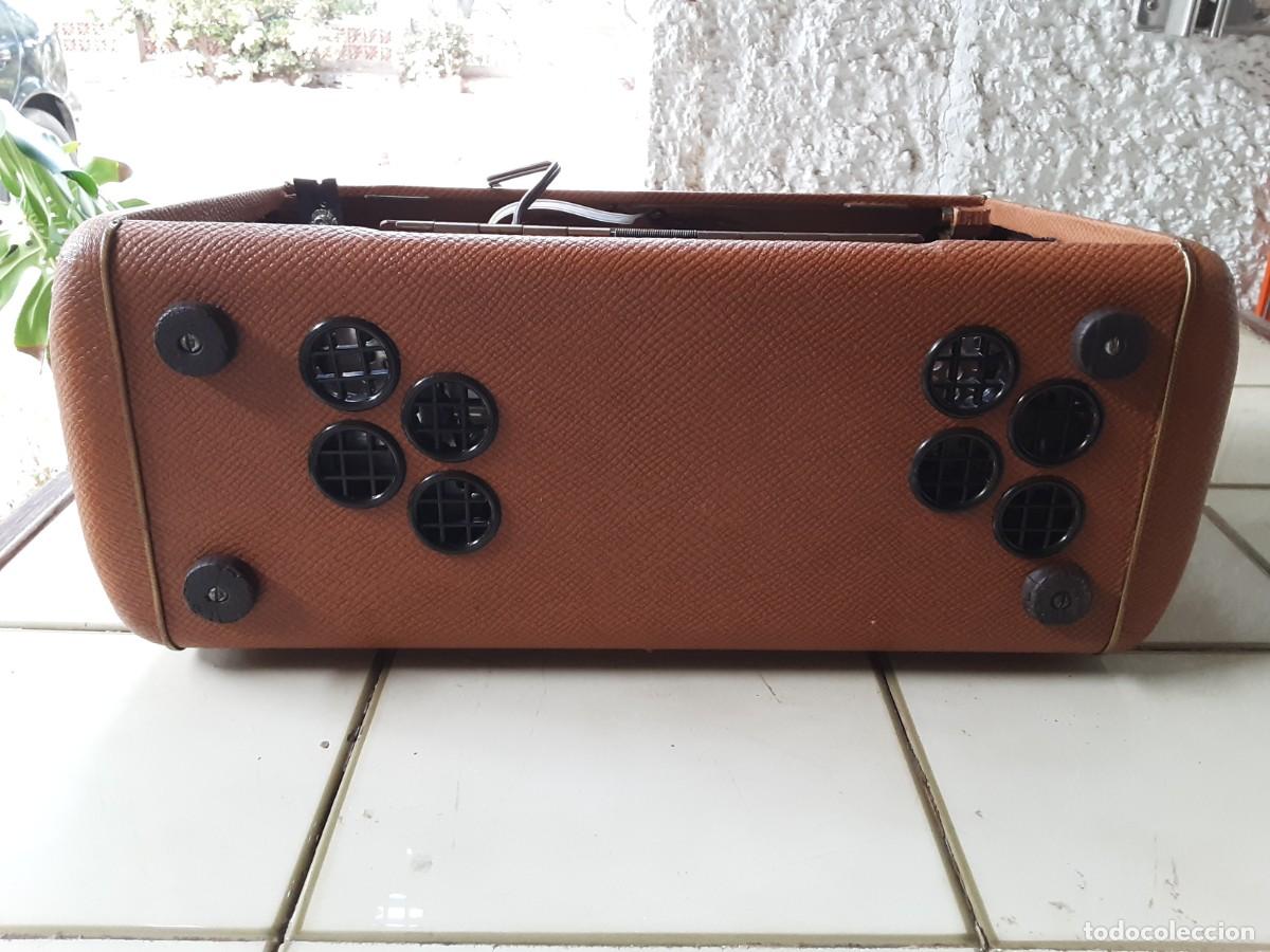 Radios antiguas: Radio concert boy 55, marca Grundig. - Foto 7