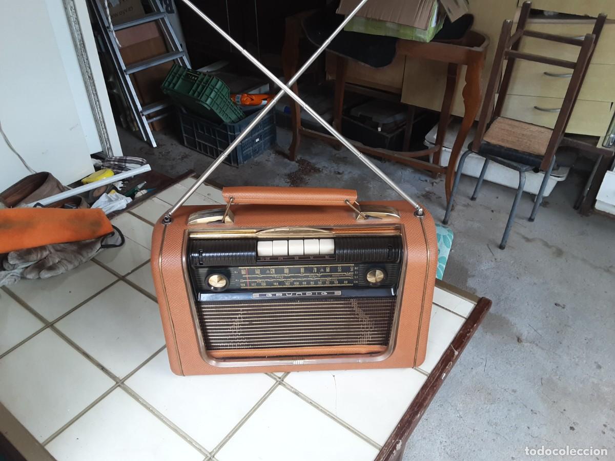 Radios antiguas: Radio concert boy 55, marca Grundig. - Foto 8