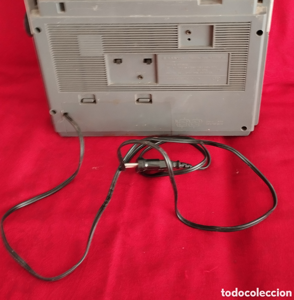 Radios antiguas: Radiocasete Sanyo M2402-4F Funciona. - Foto 7