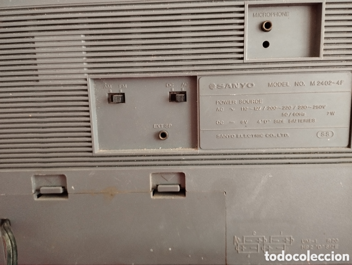 Radios antiguas: Radiocasete Sanyo M2402-4F Funciona. - Foto 9