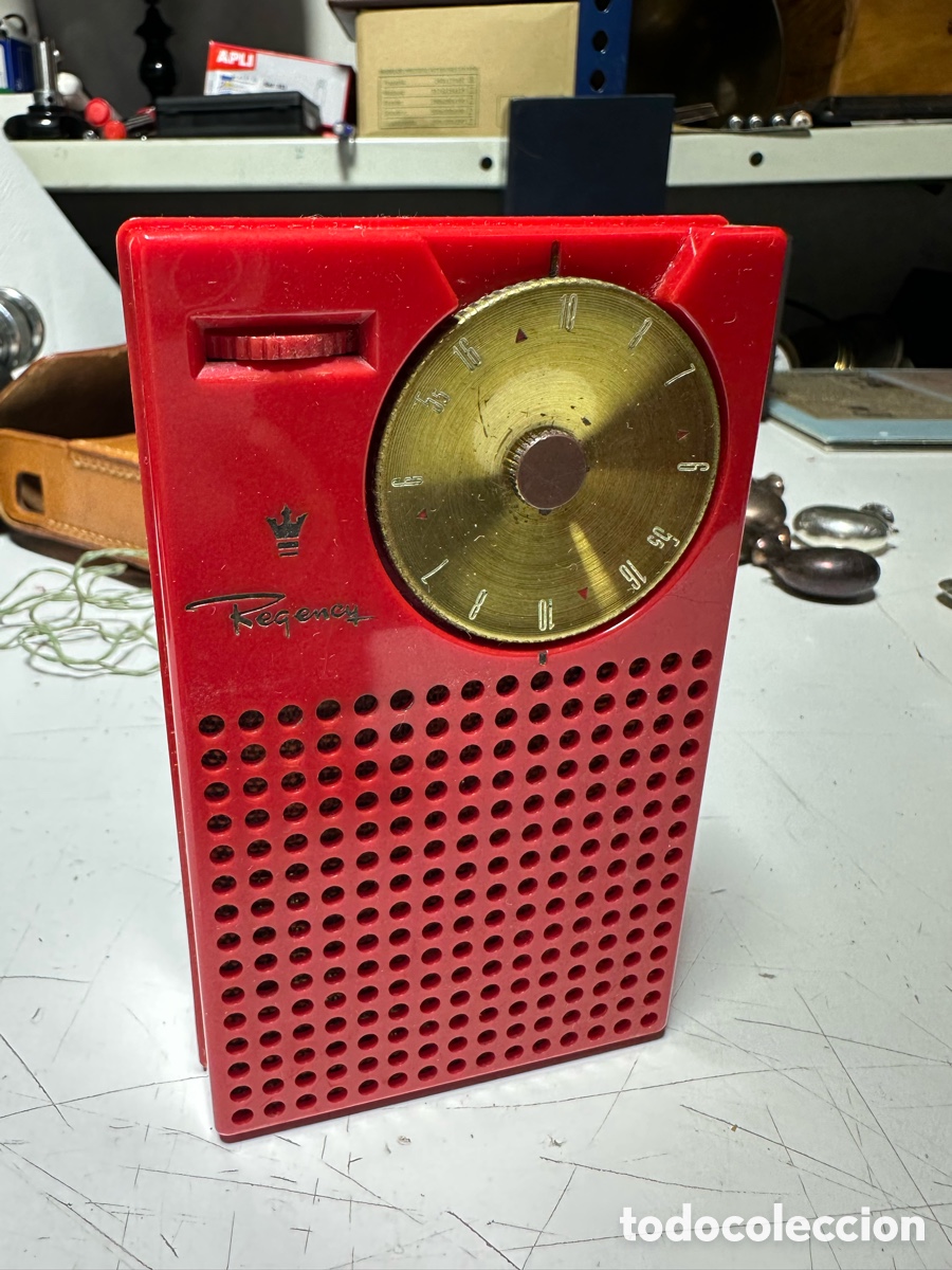 Radios antiguas: Radio transistor REGENCY TR-1 original - Foto 2
