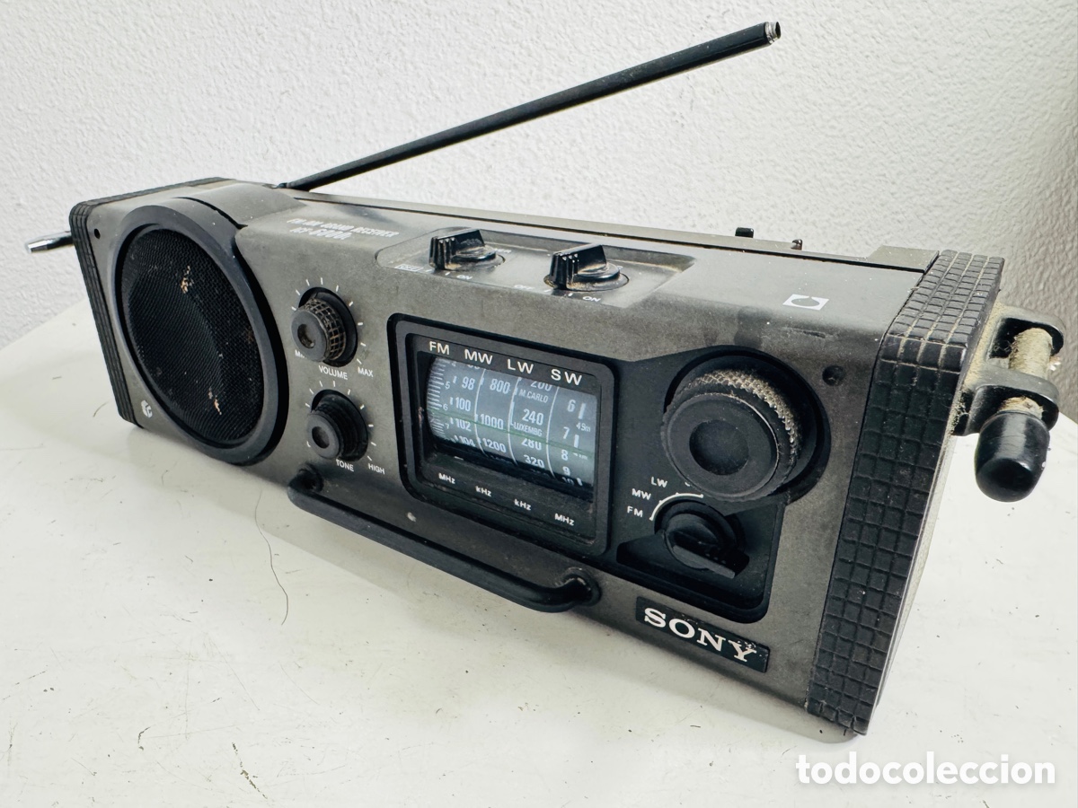Radios antiguas: Sony ICF-6000L 4 Band Receiver Funciona Ok - Foto 2