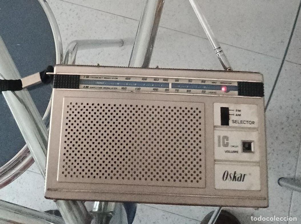 Radios antiguas: Radio inglesa Oskar AM_FM Modelo M-70