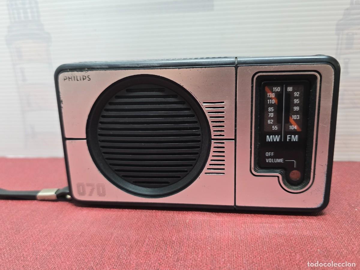 Radios antiguas: Transistor Radio AM/FM Philips 070 Retro Vintage Funcionando
