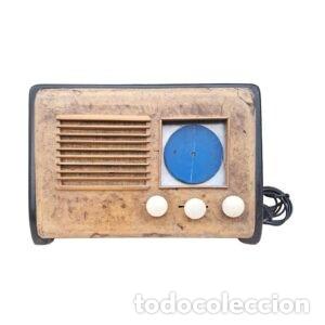 Radios antiguas: Ricevitore radio d&rsquo;epoca autocostruito con componentistica a valvole, montato in mobile in legno