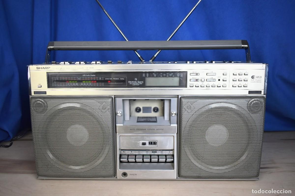 Radios antiguas: Radio cassette Boombox Sharp GF-9595 a&ntilde;o 1980 para reparar o piezas