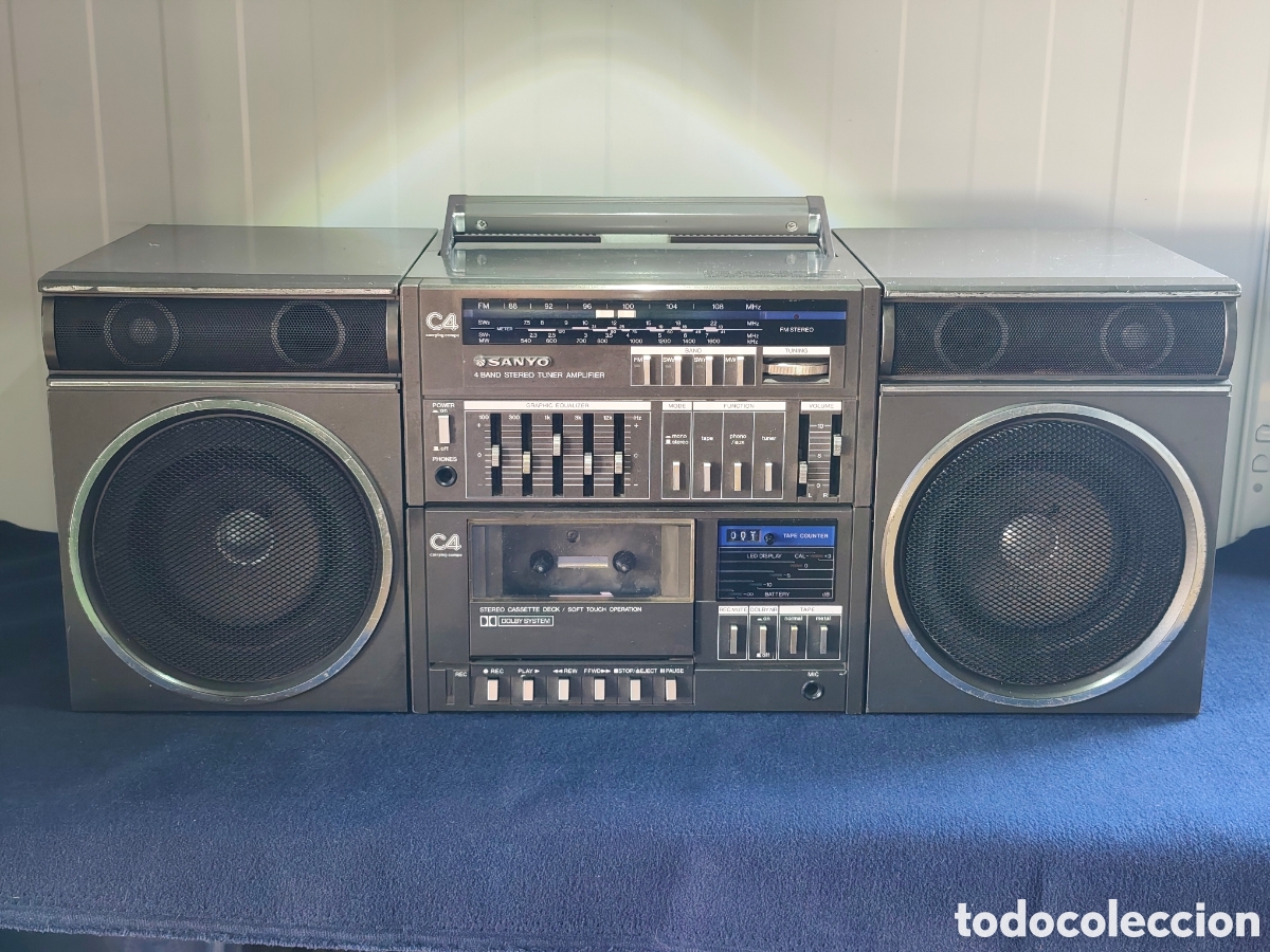 Radios antiguas: Radiocassette Boombox Vintage Sanyo C4 (Made in Japan) &ndash; Para revisar / Puesta a punto