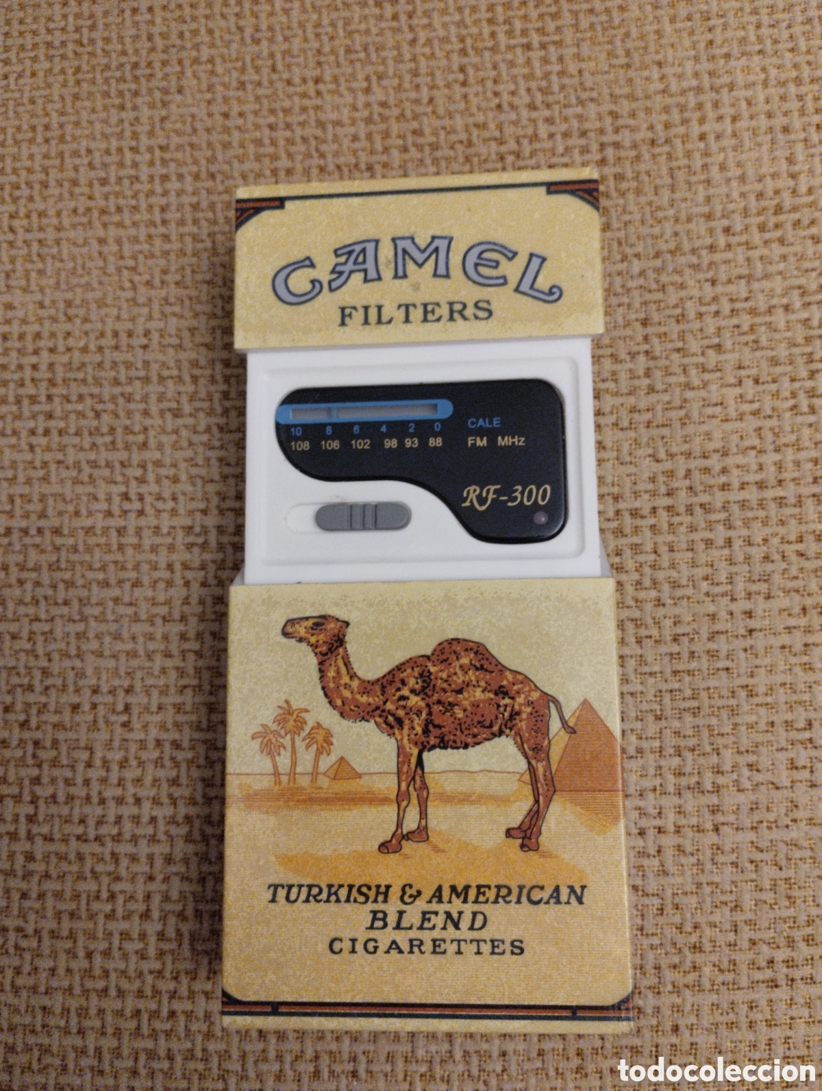 Radios antiguas: Radio antigua cajetilla Camel