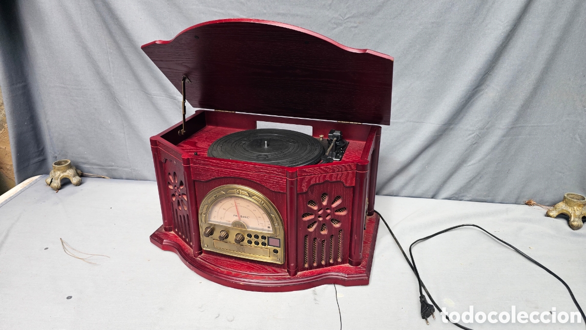 Radios antiguas: Radio retro 4 en 1 ( tocadiscos, radio,cassete y CD)