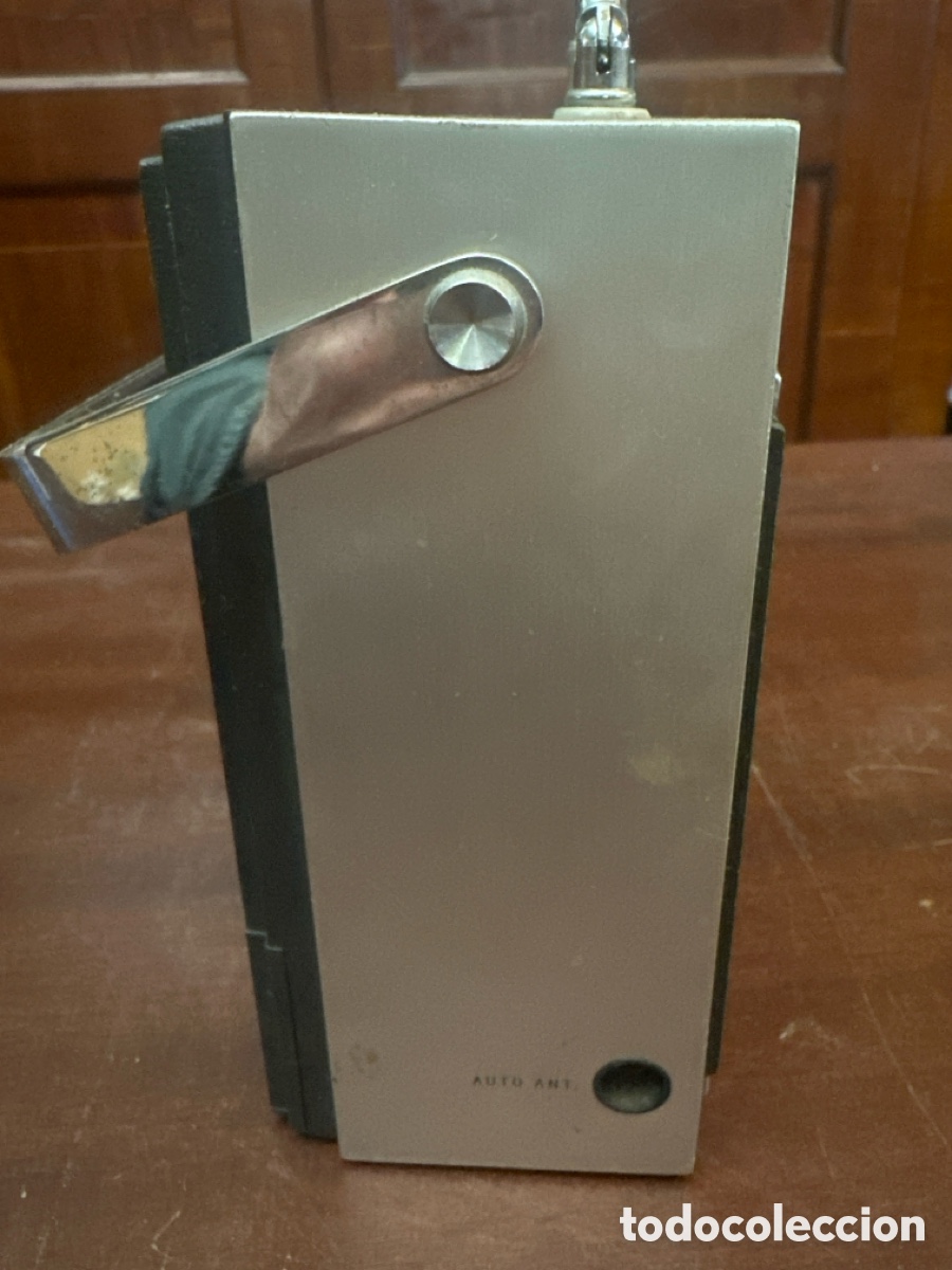 Radios antiguas: Radio transistor Sanyo 14H 636L - Foto 8