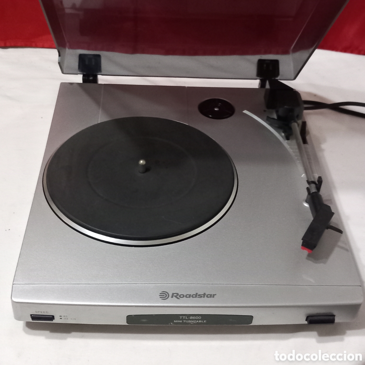 Radios antiguas: TOCADISCOS ROADSTAR TTL-8600 miniturnable(FUNCIONANDO)