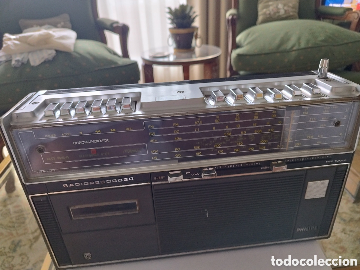 R&aacute;dios antigos: Radio Cassette Philips RR 64 Vintage