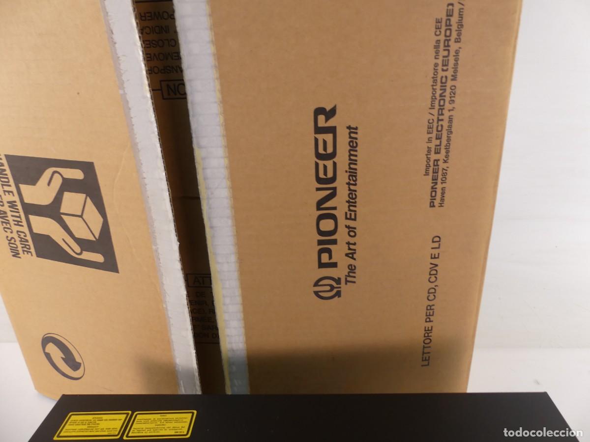 Radios antiguas: PLAYER LASER DISK PIONEER MODELO CLD-900S CON CAJA - Foto 3