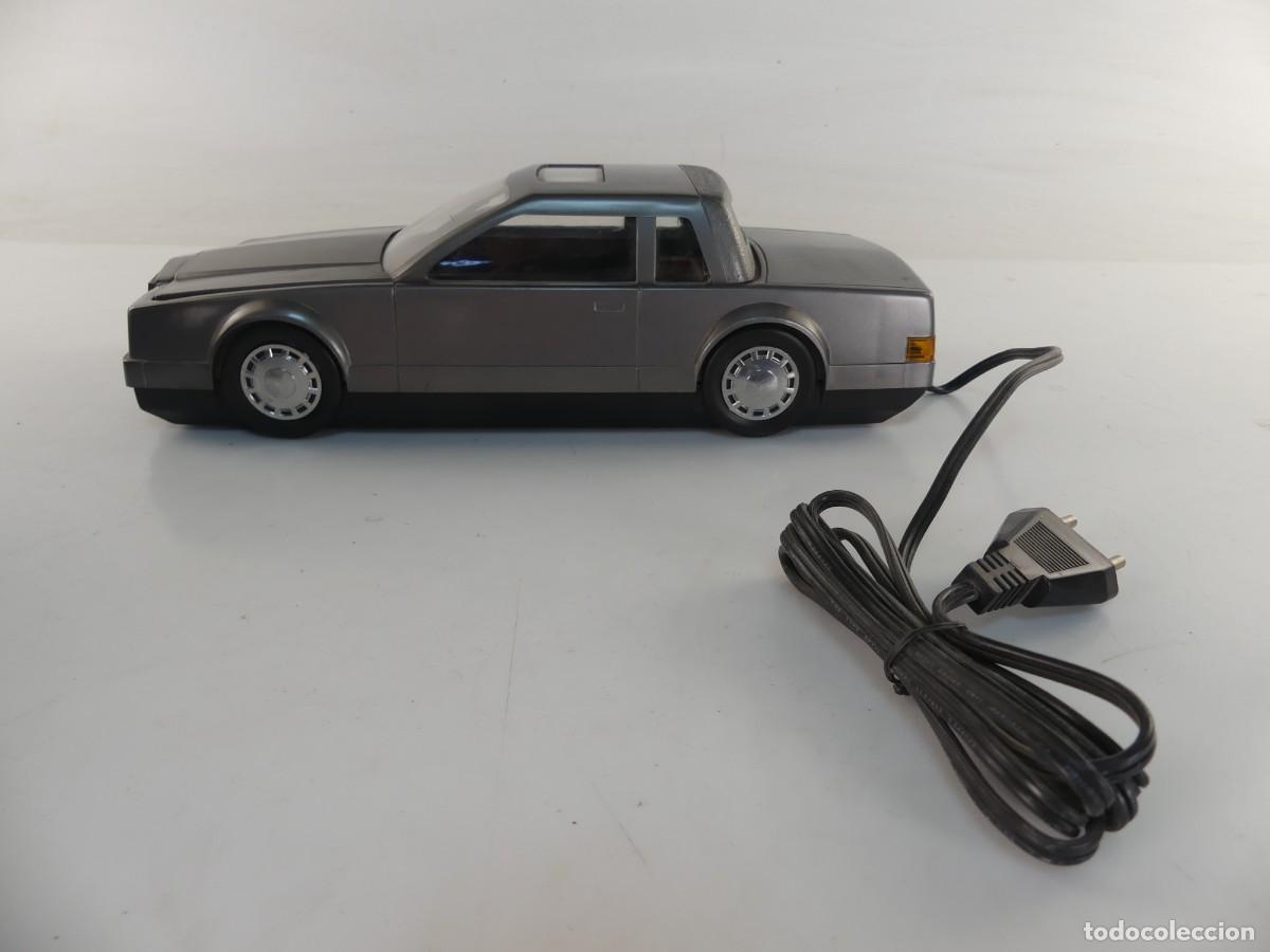 Radios antiguas: REBOBINADOR DE CASSETTES VHS FORMA DE COCHE - Foto 1