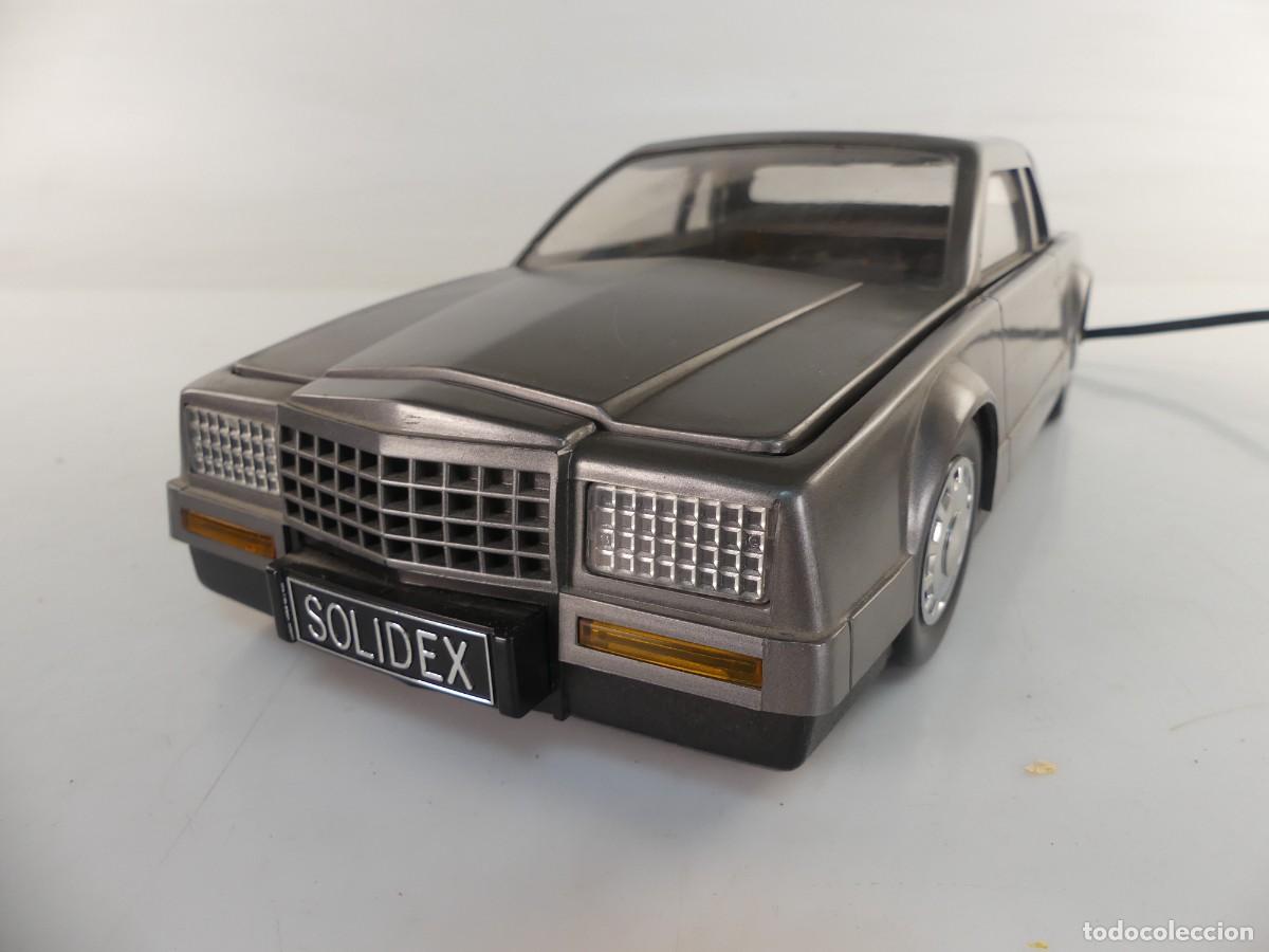 Radios antiguas: REBOBINADOR DE CASSETTES VHS FORMA DE COCHE - Foto 4