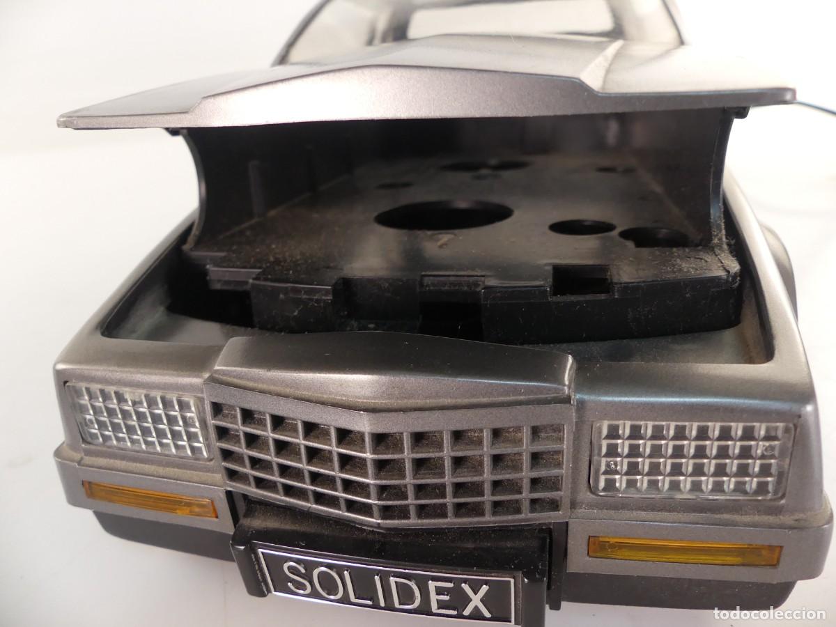 Radios antiguas: REBOBINADOR DE CASSETTES VHS FORMA DE COCHE - Foto 7
