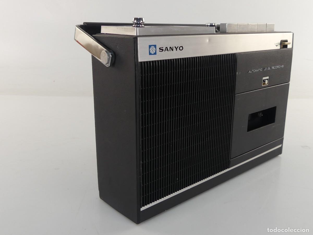 Radios antiguas: RADIO CASSETTE RECORDER SANYO MODELO MR-411F - Foto 6