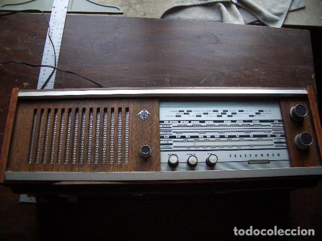Radios antiguas: RADIO DE VALVULAS TELEFUNKEN A- 2747 FM INTERMEZZO
