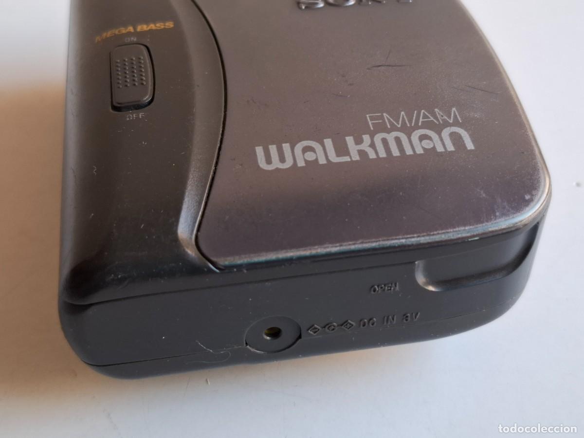 Radios antiguas: DOS WALKMAN - SONY Y PHILIPS - Foto 3