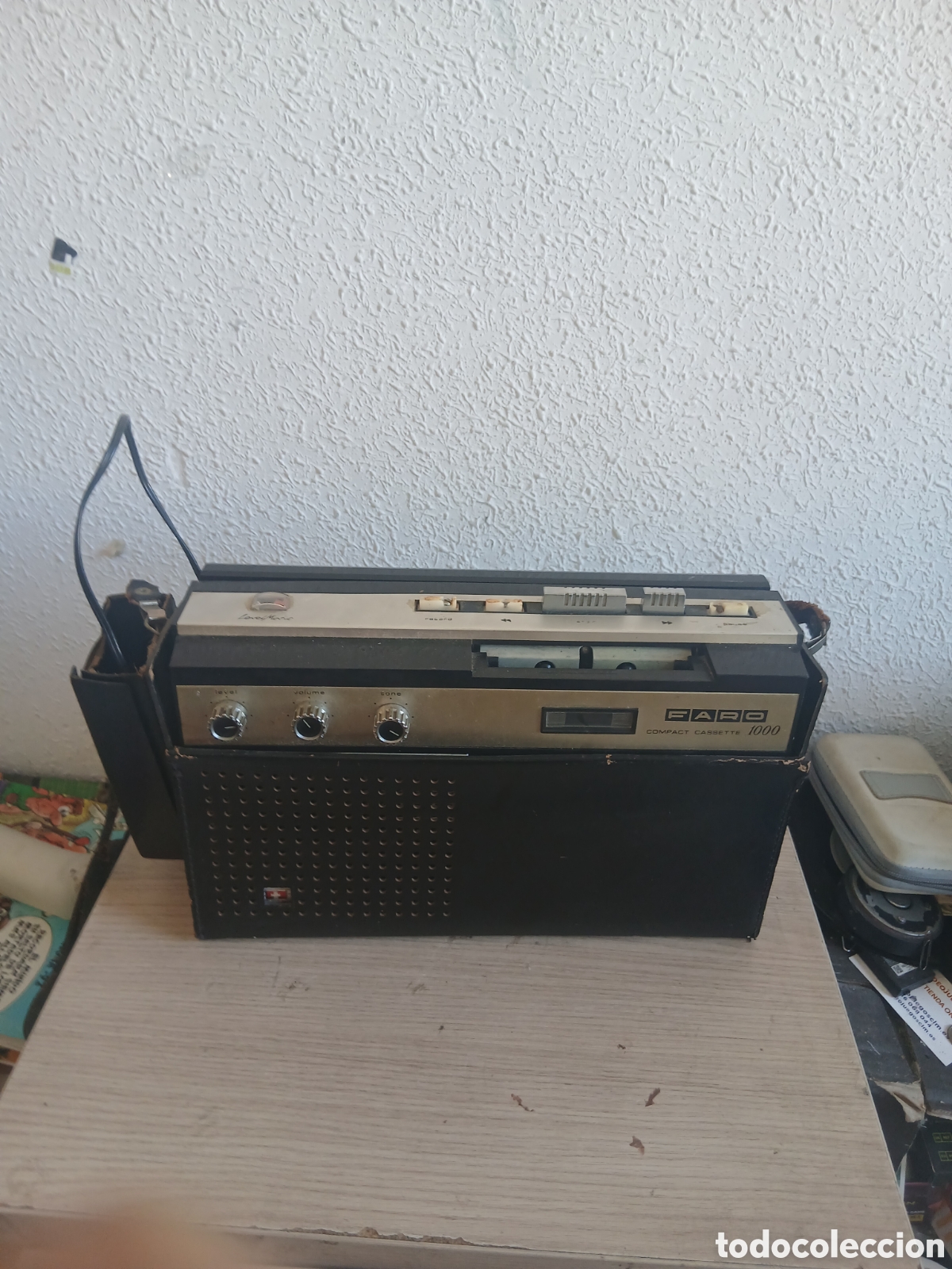 Radios antiguas: ANTIGUA RADIO FORA SIN PROBAR FABRICADO EN ESPA&Ntilde;A,,VER FOTOS