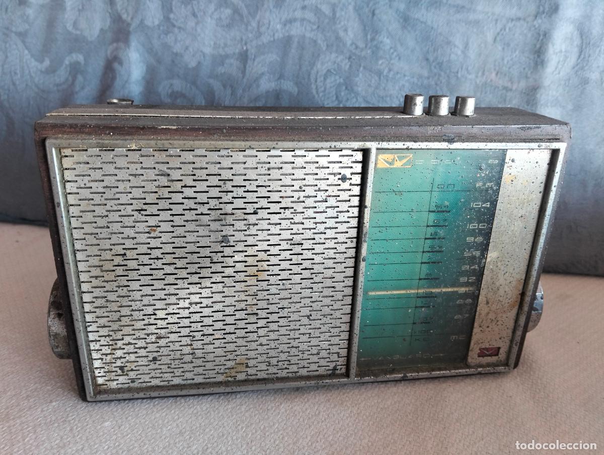 Radios antiguas: Radio transistor marca Vanguard Jet antiguo port&aacute;til Radiotran -28 de los a&ntilde;os 60-70