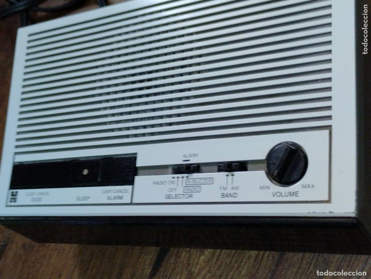 Radios antiguas: radio despertador marca National - Foto 4