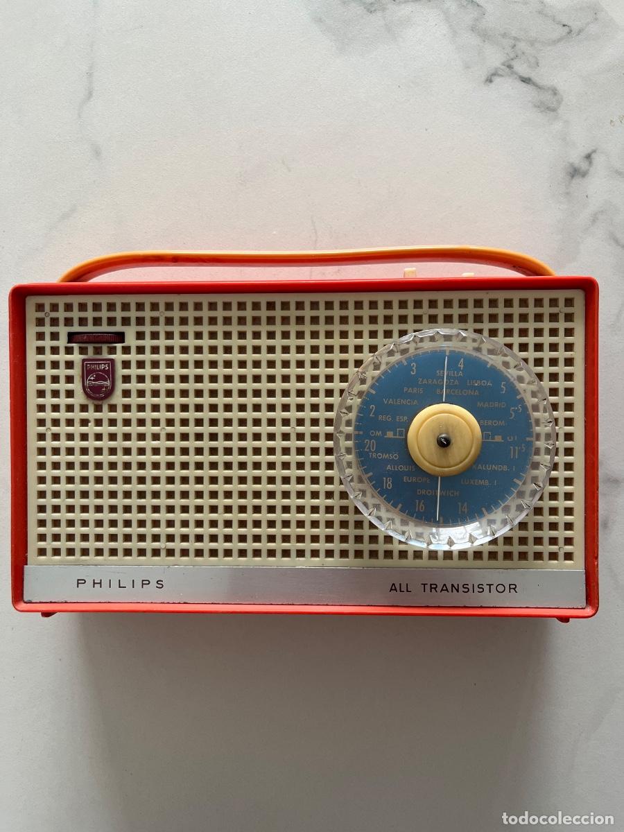 Radios antiguas: Antiguo transistor Philips de los a&ntilde;os 60 - Foto 1
