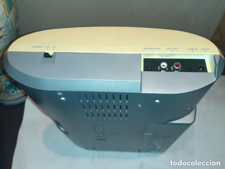 Radios antiguas: Tocadiscos VESTAX portatil - Foto 8