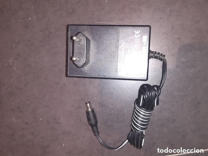 Radios antiguas: Tocadiscos VESTAX portatil - Foto 9