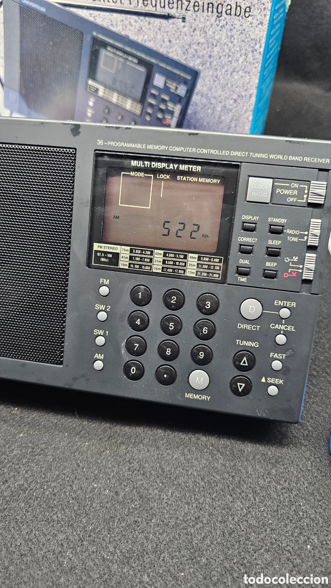 Radios antiguas: radio multibanda vintage de la marca Uniwersum modelo TR-1040