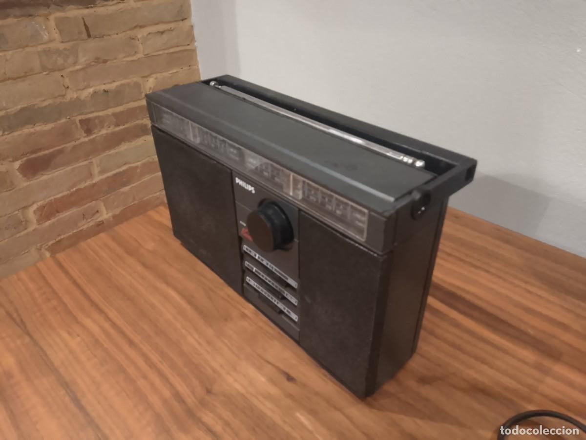Radios antiguas: Radio Transistor Philips D2120 - Foto 4