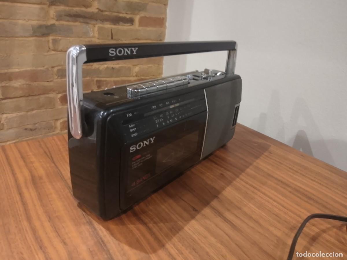 Radios antiguas: Radio cassette Sony CFM140S - Foto 2