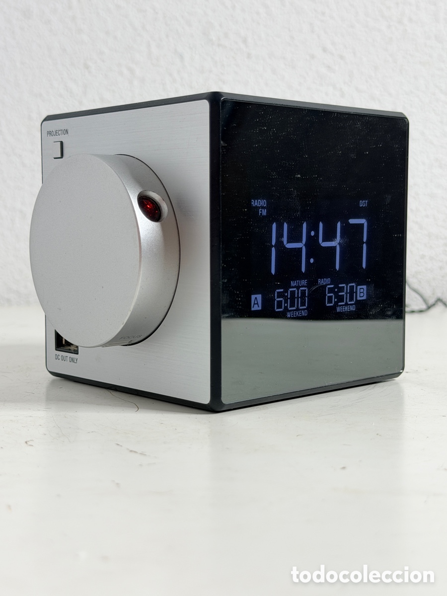 Radios antiguas: Radio Reloj Despertador SONY ICF C1 PJ
