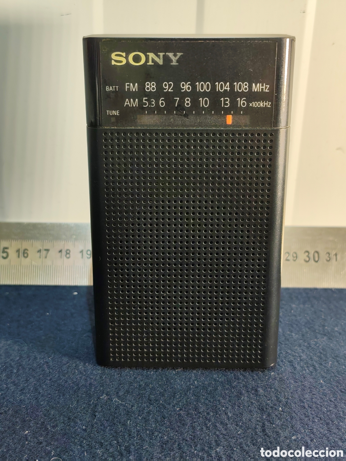Radios antiguas: Radio Port&aacute;til Sony ICF-P26 AM/FM &ndash; &iexcl;Funciona perfectamente!