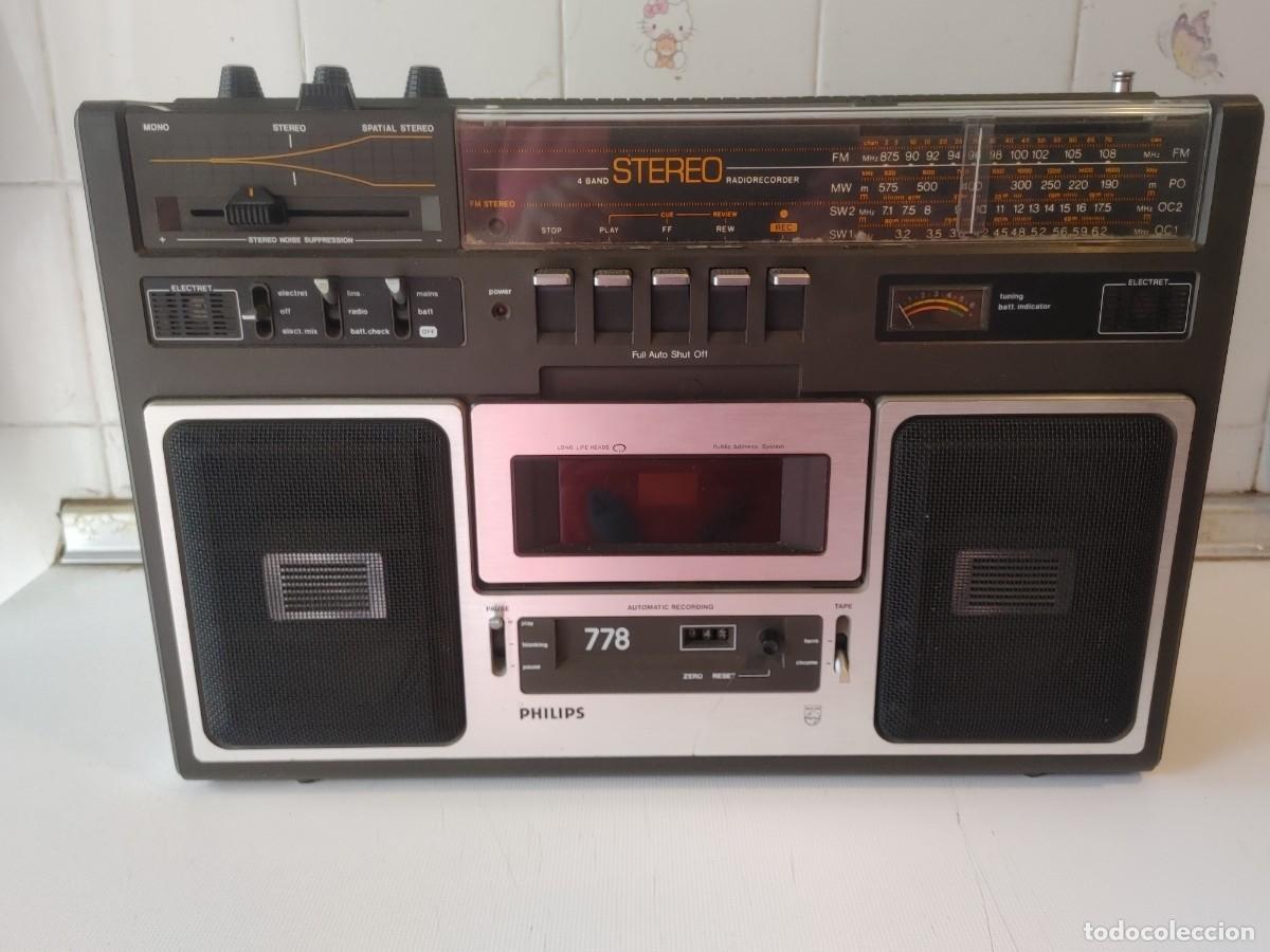 Radios antiguas: radiocasete antiguo philips 778,enciende pero hay que repararlo,tiene mucho ruido las emisoras y la