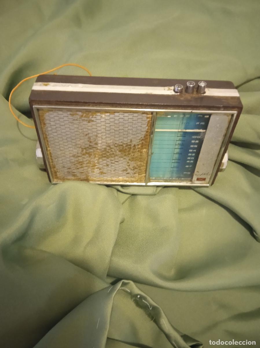 Radios antiguas: VANGUARD TRANSISTOR ANTIGUO DE COLECCION MODEL **JET** REF. DEFECTUOSO - Foto 5