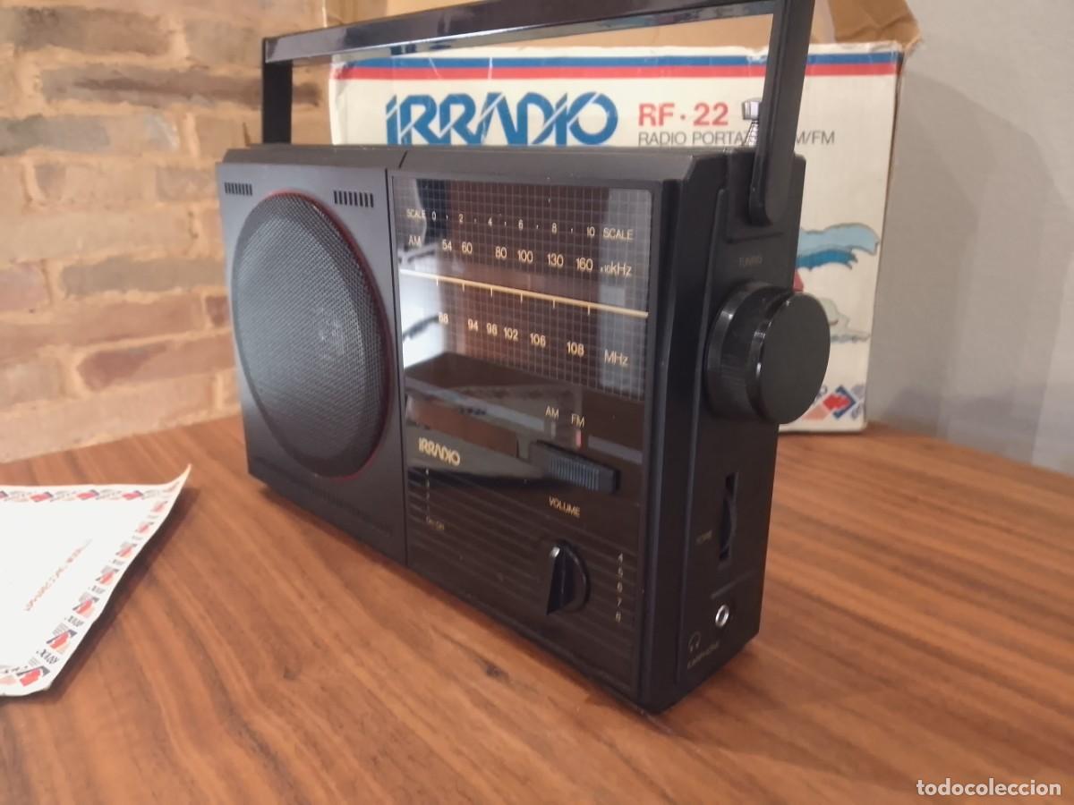 Radios antiguas: Radio Transistor Irradio RF 22 - Foto 4
