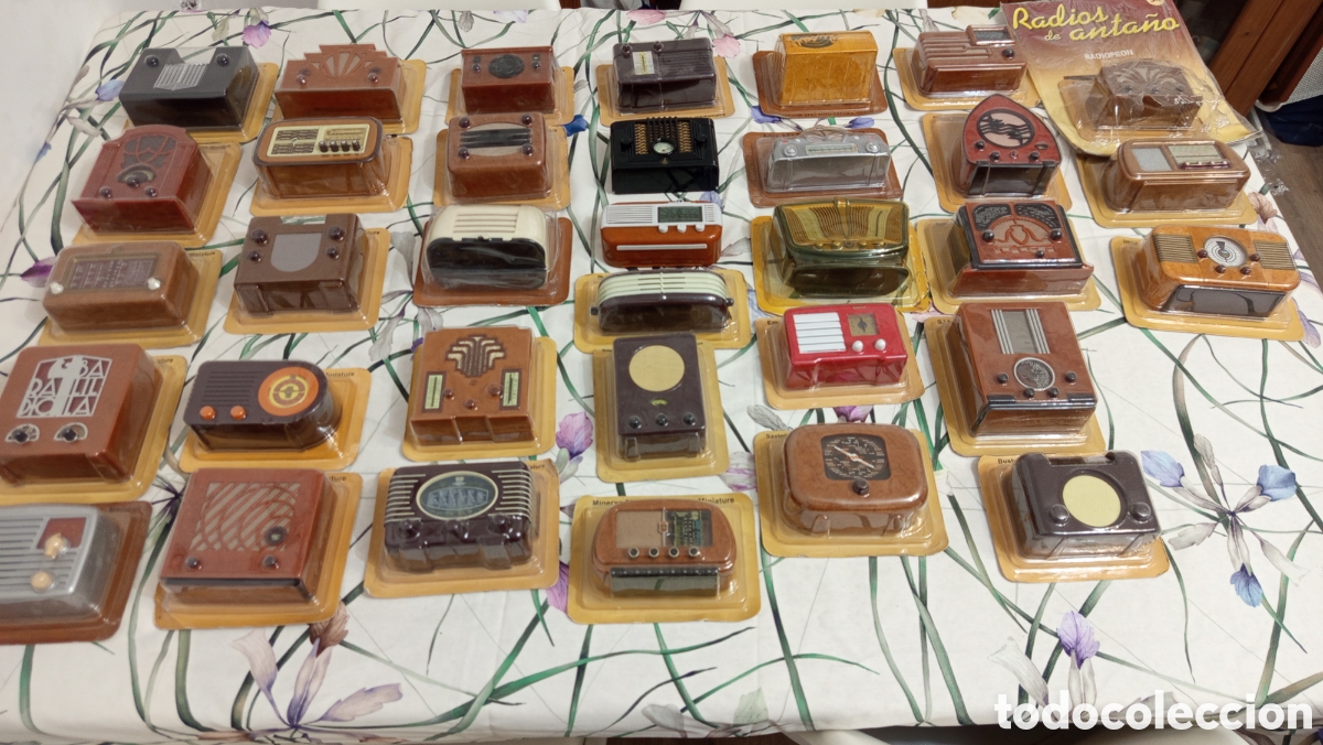 Alte Radios: Se venden radios en su bl&iacute;ster