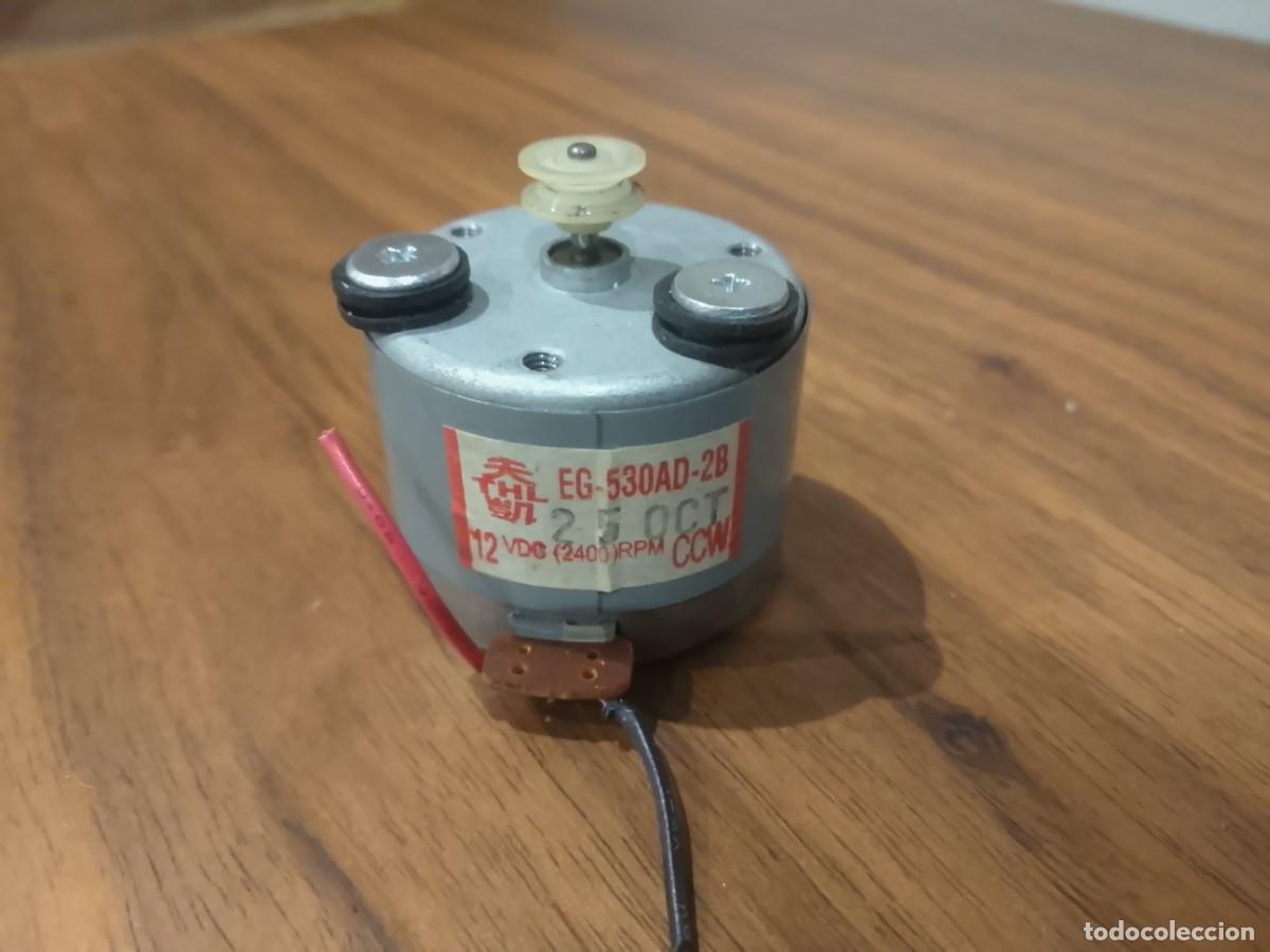 R&aacute;dios antigos: Motor 12v radiocasete