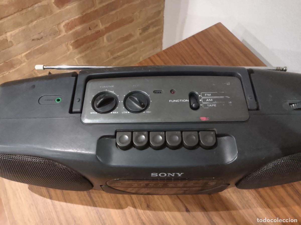 Radios antiguas: Radio cassette Sony CFS B11 - Foto 2