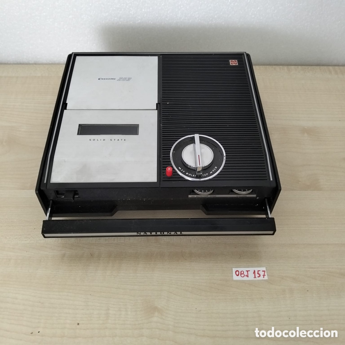 Radio antiche: grabadora y reproductor de casetes vintage National / Panasonic RQ-203S