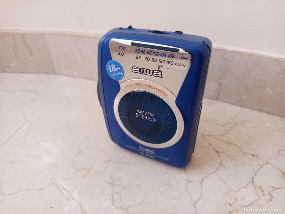 Radios antiguas: Antiguo Walkman Aiwa TA166. Funciona perfectamente!