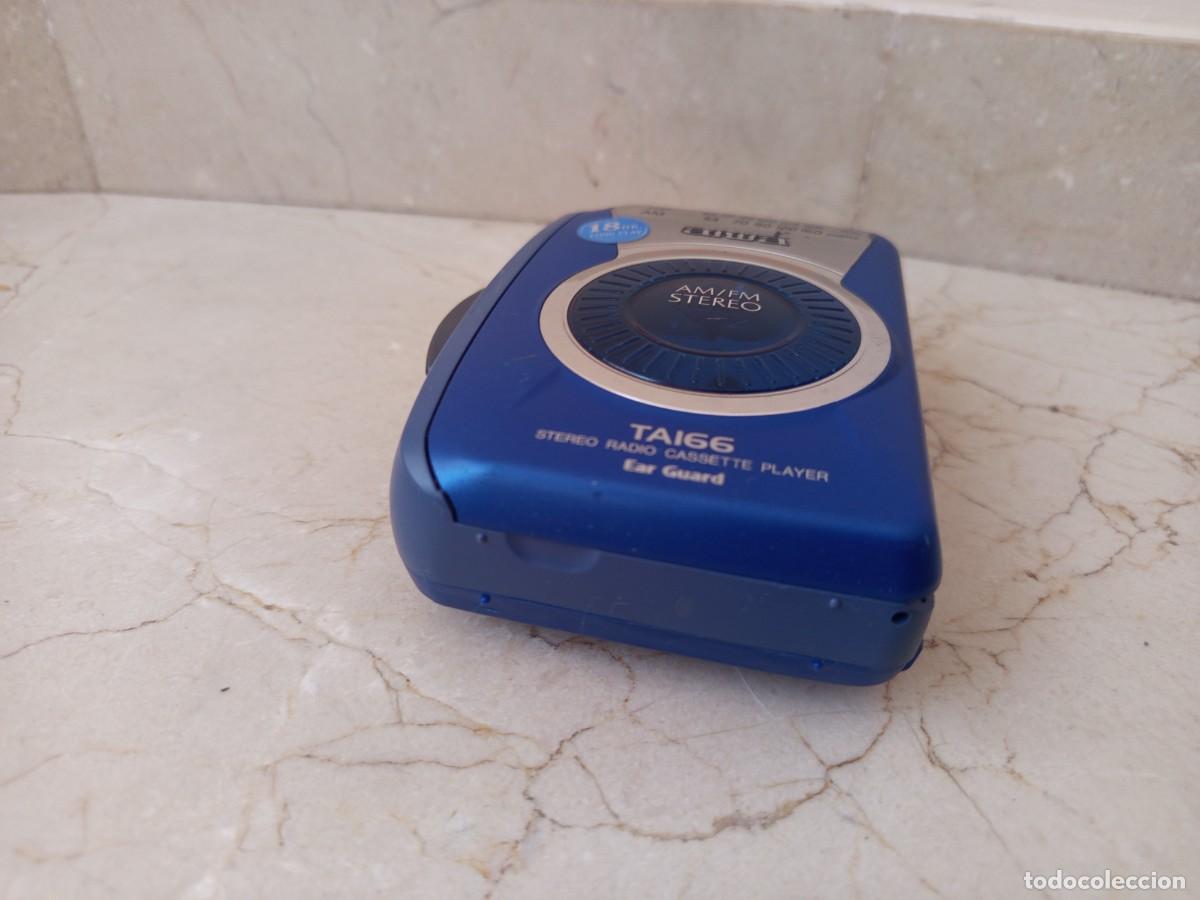 Radios antiguas: Antiguo Walkman Aiwa TA166. Funciona perfectamente! - Foto 3