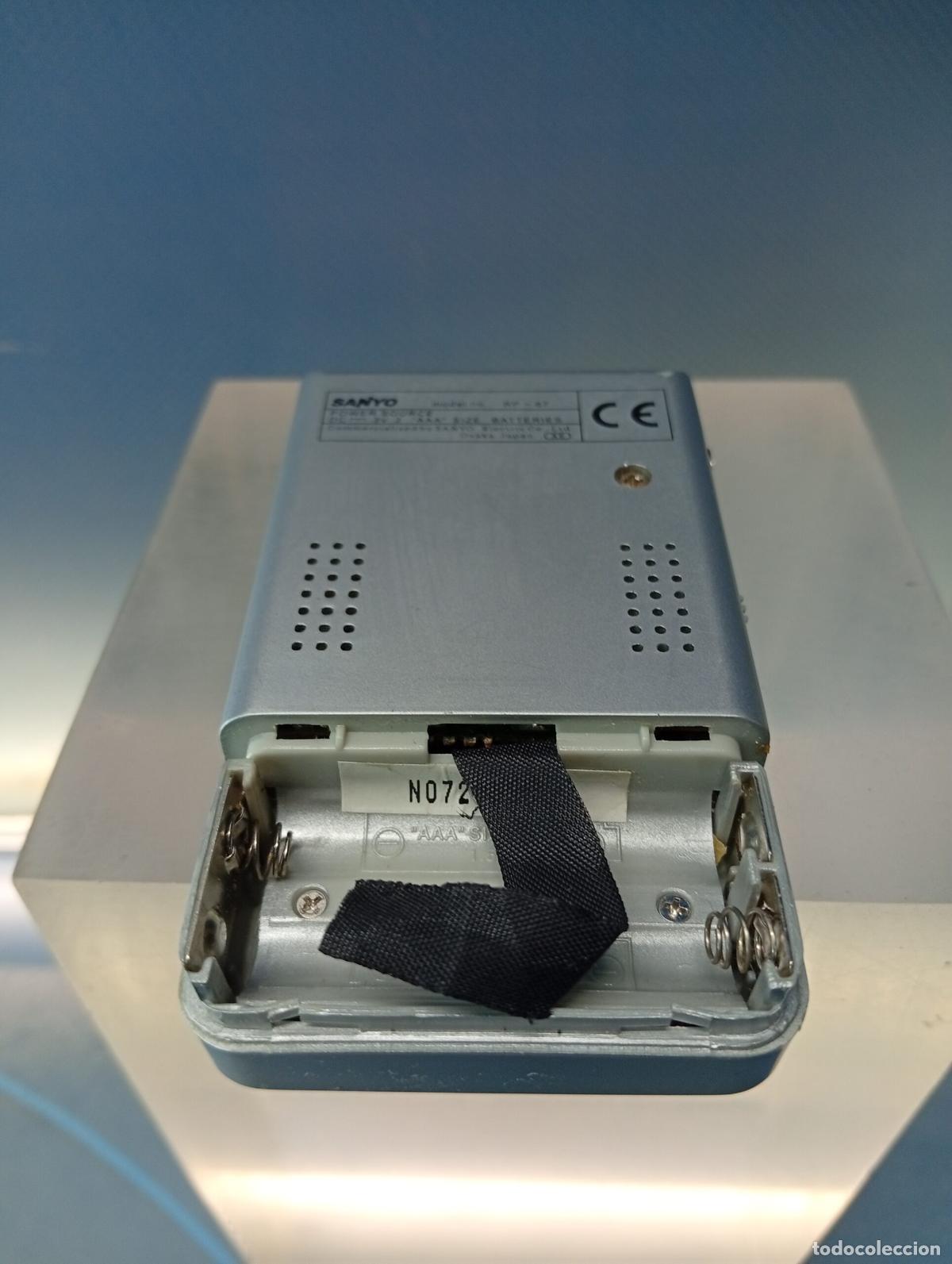 Radios antiguas: Radio De Bolsillo, Sanyo RP-67 - Foto 6
